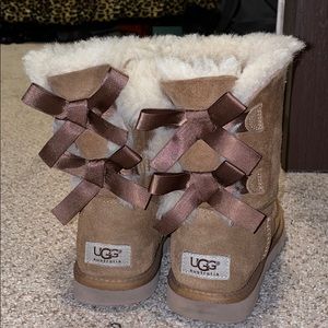 Bailey bow ugg boots